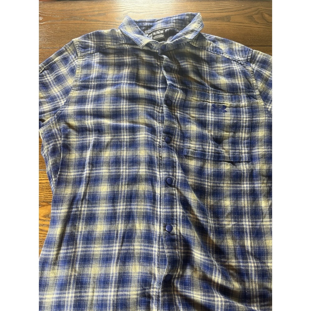 Under Armour Long Sleeve Button Shirt Men's XL Blue Plaid Flannel Button Snap